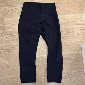 Wunder under lululemon crop legging